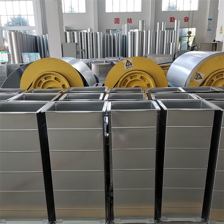 白鐵風(fēng)管加工廠家承接共板法蘭風(fēng)管加工角鐵法蘭風(fēng)管制作 